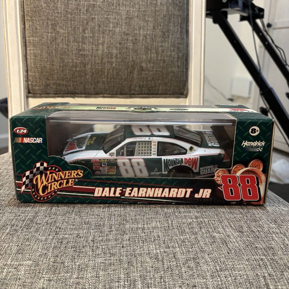 Winner's Circle Dale Earnhardt Jr #88 1:24 Diecast Retro Mountain Dew